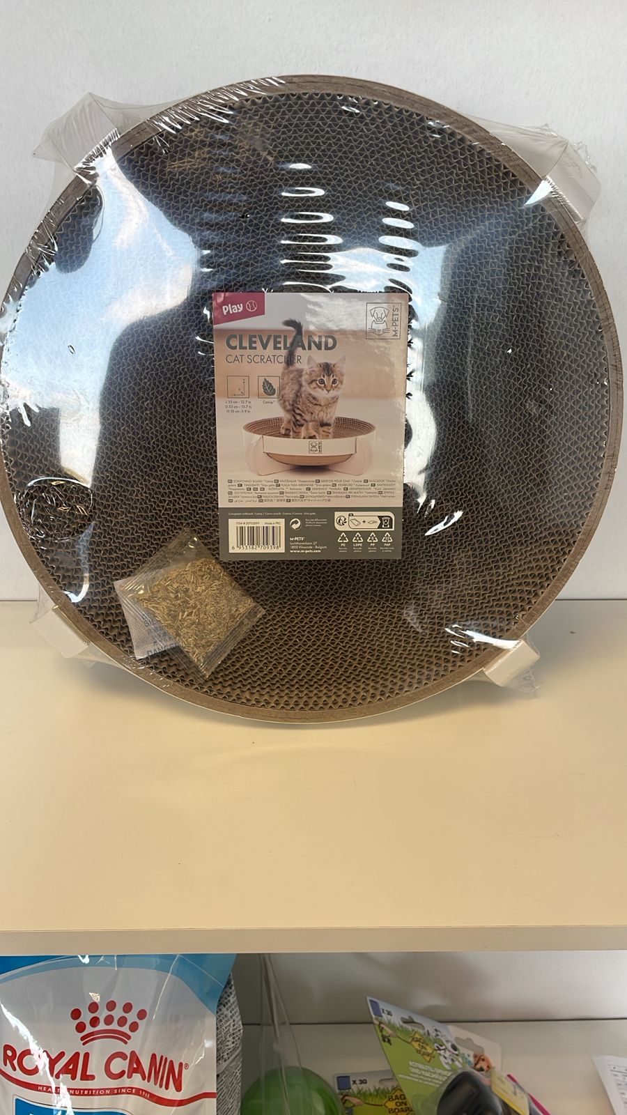 M-Pet Cat Scratcher Cleveland