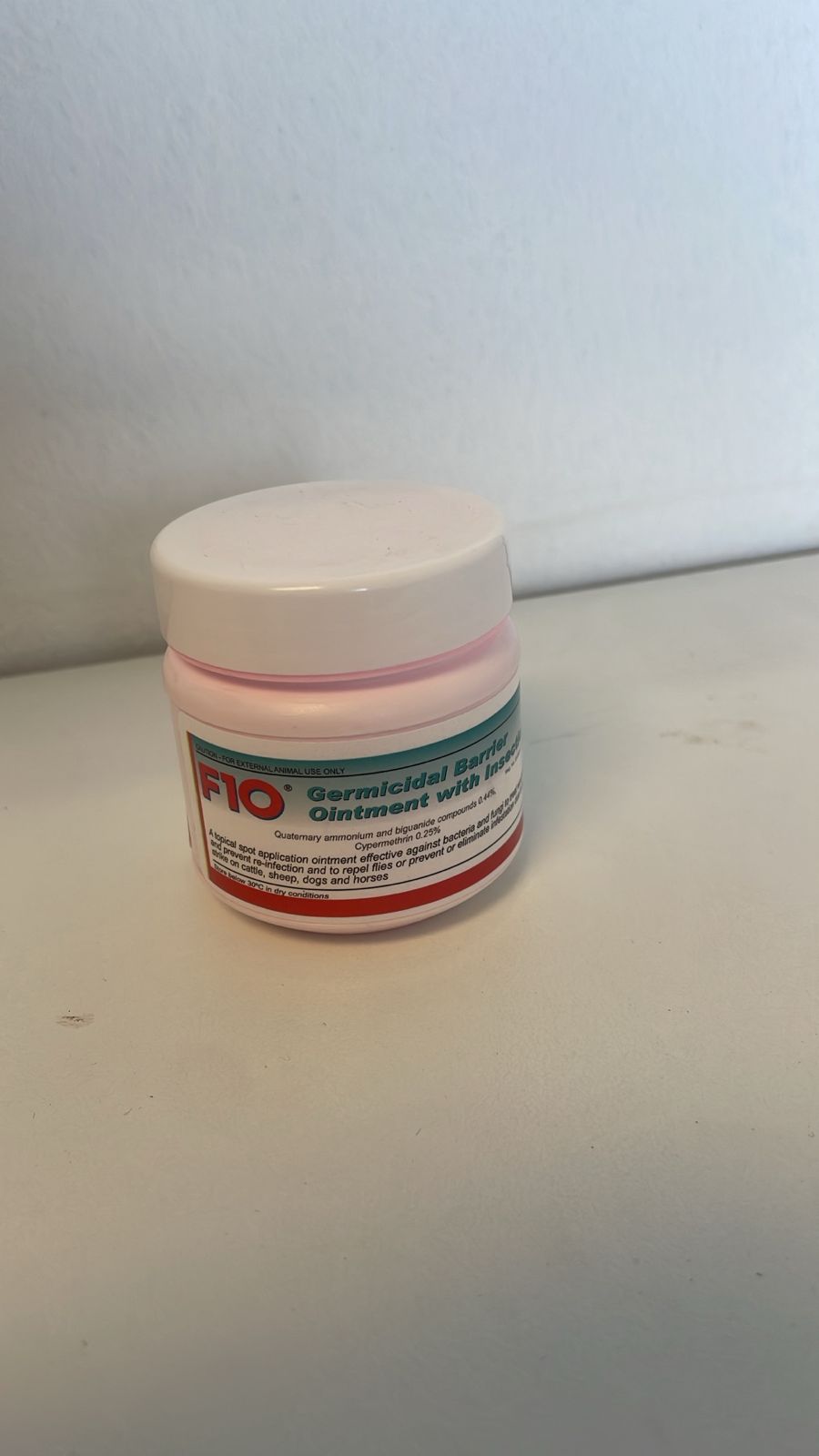 F10 Germ Barrier Ointment + Insecticide 100g
